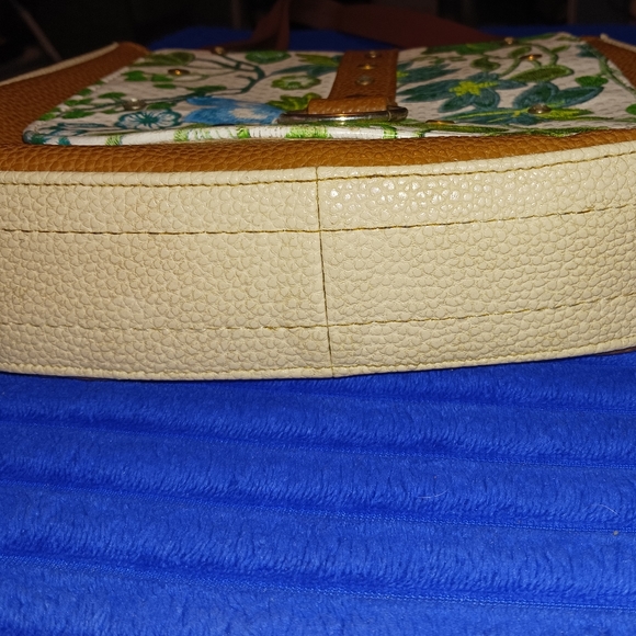 Pruse - Picture 12 of 12